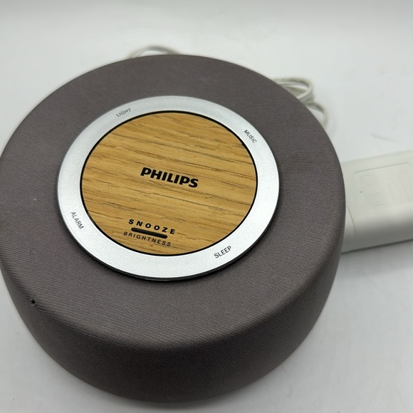 Phillips Sound Machine Alarm Clock - Picture 2 of 6